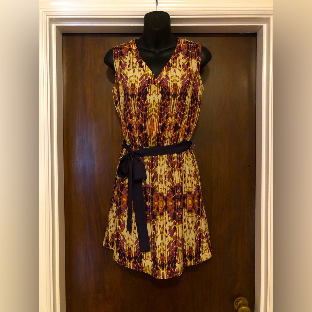 Collective Concepts Mini Dress with Purple Tie - size XS - 34 inches in length - Picture 1 of 3